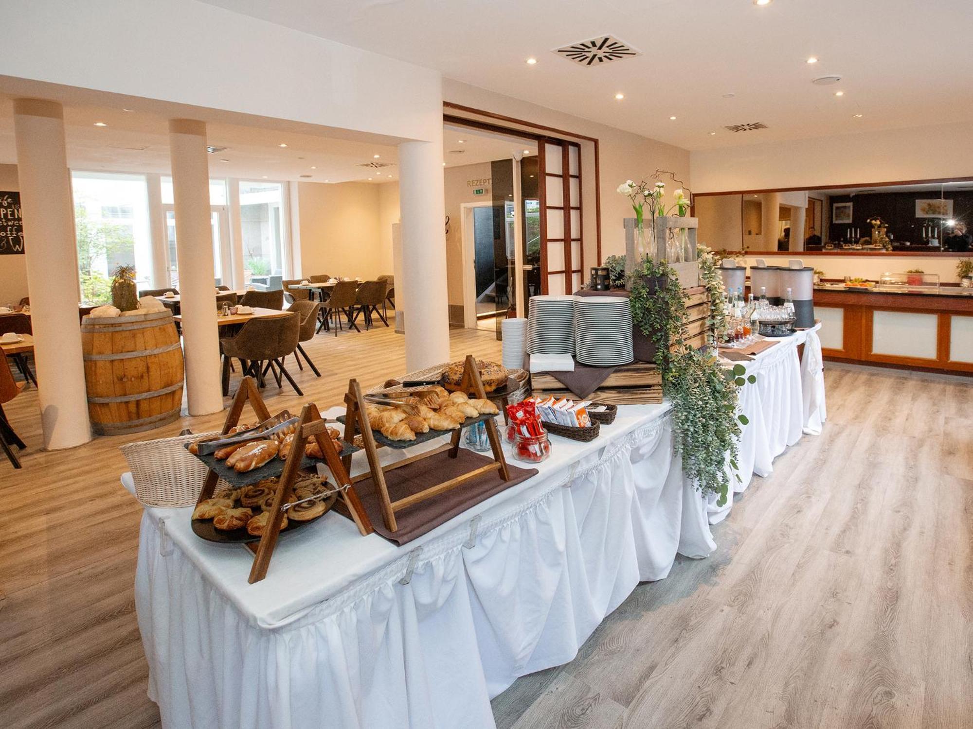 Dormero Hotel Bargenturm Lueneburg Экстерьер фото