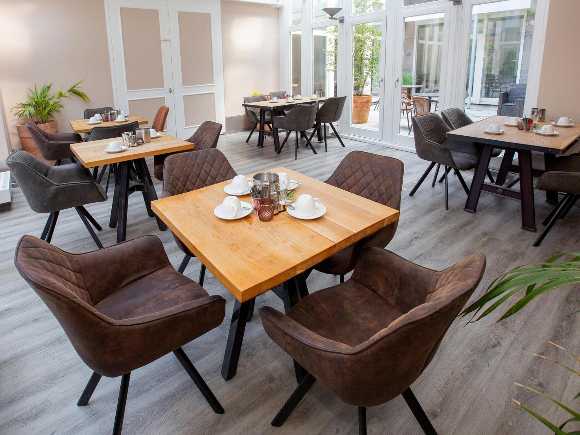 Dormero Hotel Bargenturm Lueneburg Экстерьер фото