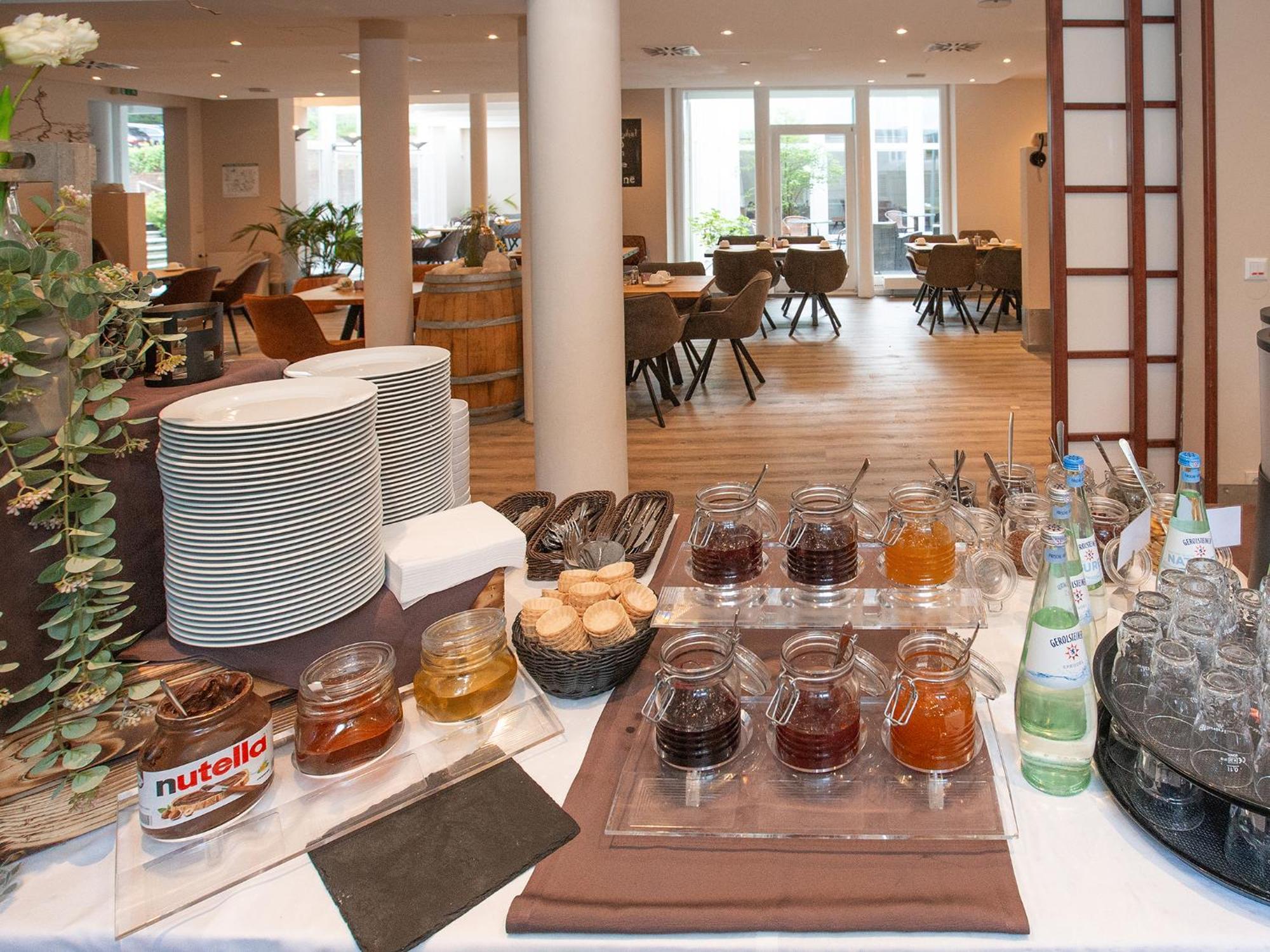 Dormero Hotel Bargenturm Lueneburg Экстерьер фото